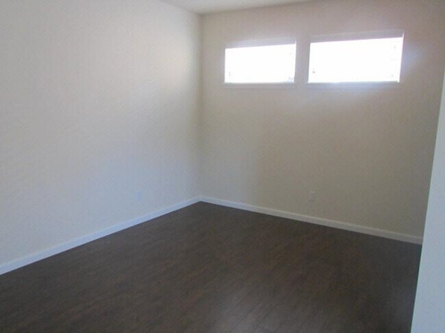 Foto del edificio - 1733 77th Ave SE