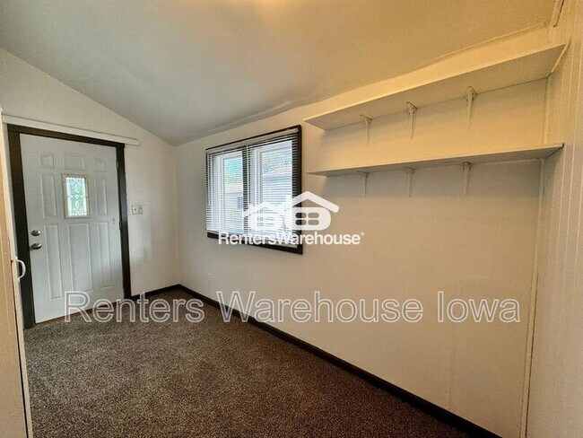 Foto del edificio - 23568 Maple Ridge