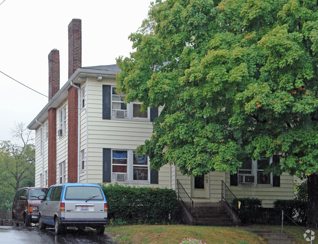 Foto principal - 2757 Harris Ave
