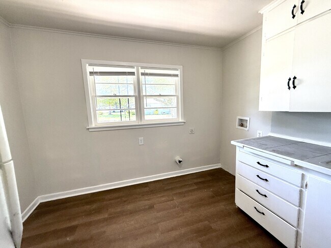 Foto del edificio - 1514 Harris St NW