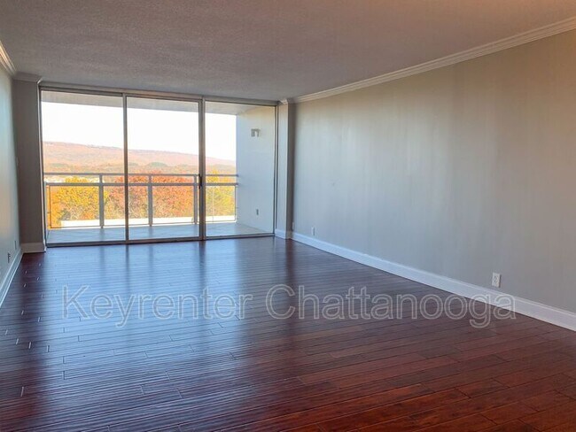 Foto del edificio - 1131 Stringers Ridge Rd