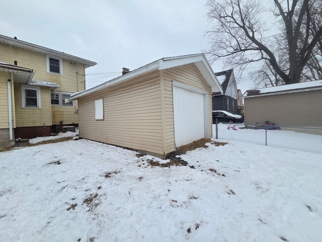 Foto del edificio - 651 W Wood St