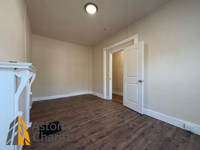Building Photo - Move-In Ready 4-Bedroom Home with Updated ...