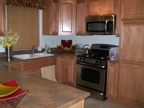 Building Photo - 2374 W Cripple Creek Dr