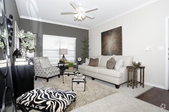 Interior Photo - Stoneleigh on Spring Creek