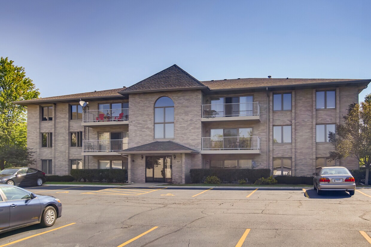 1033 Ashley Ct N Unit 3B, Lockport, IL 60441 Condo for Rent in