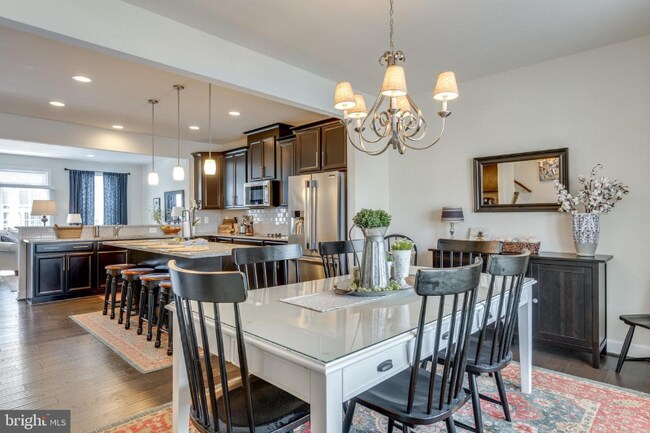 Foto del edificio - 10701 Caledonia Meadow Dr