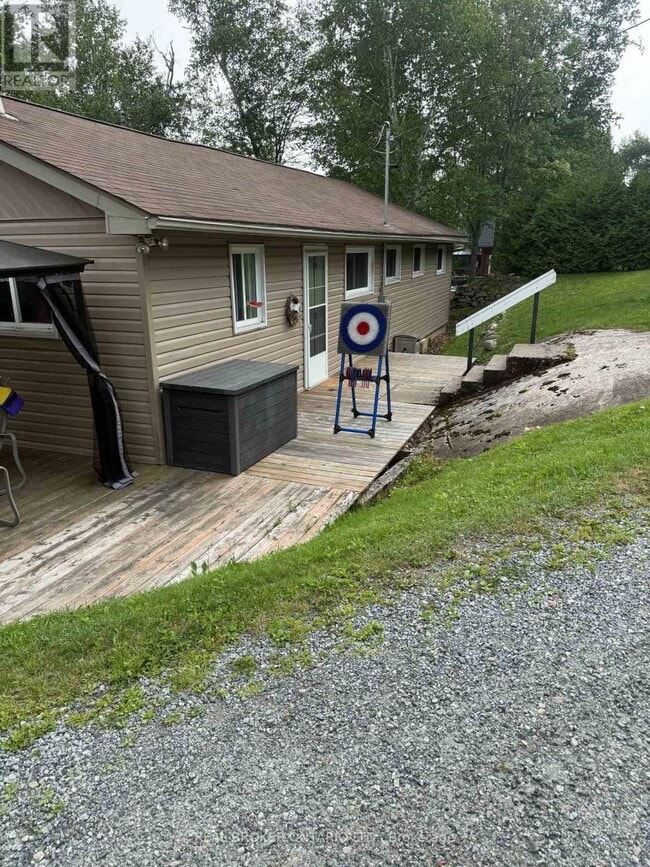 Building Photo - 168 Northshore Rd