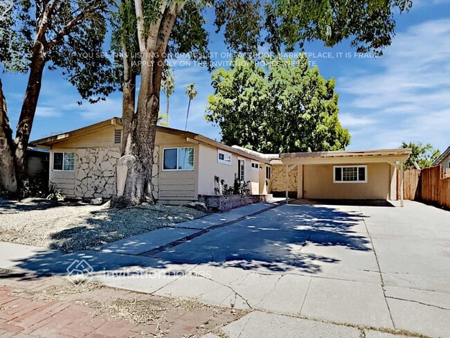 Building Photo - 6452 Geyser Ave