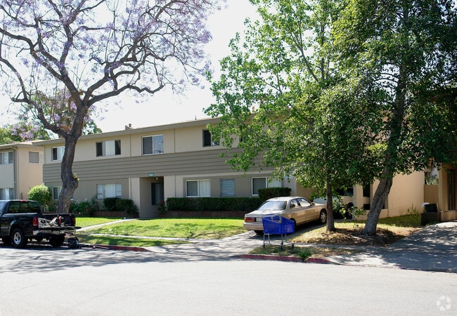 Building Photo - 11802 Stuart Dr