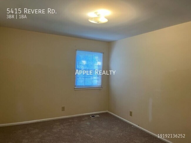 Building Photo - Beautiful 3 Bedroom, 1 Bath in Parkwood-Av...
