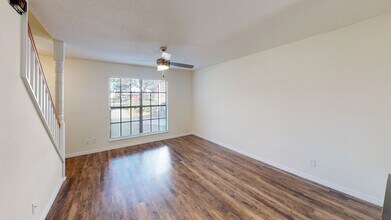 Interior Photo - Cambridge Woods