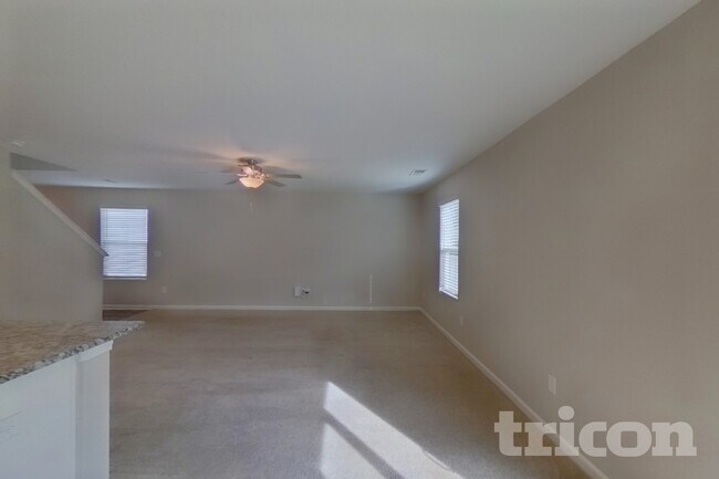 Foto del edificio - 2118 Southlea Dr