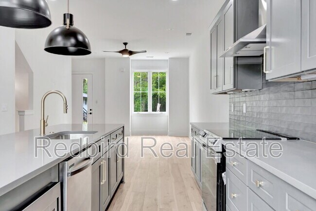 Foto del edificio - 2048 McKinley St