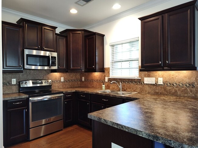 Foto del edificio - Pristine Condo Located in The Riviera II C...