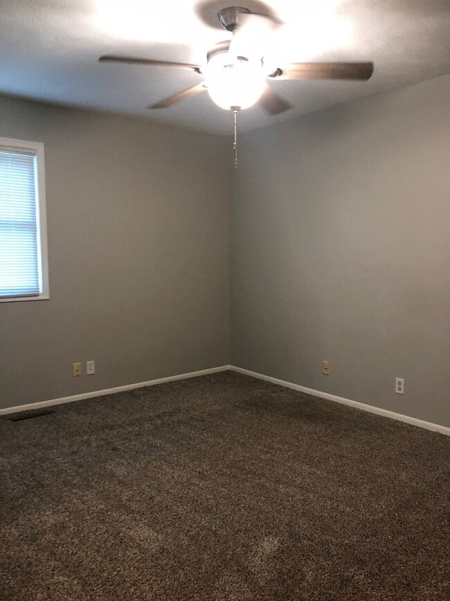 Building Photo - 307 Prospect Dr
