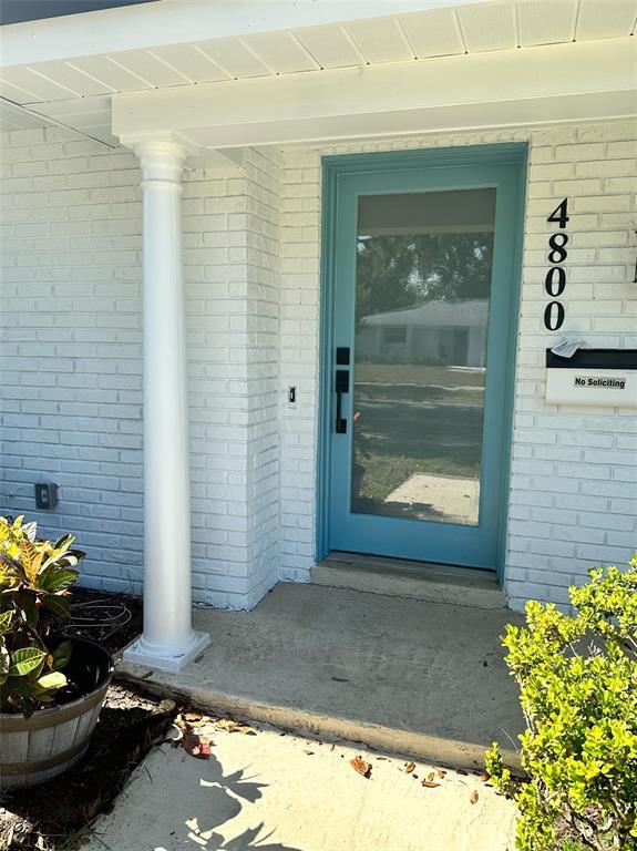 Foto del edificio - 4800 Brenda Dr