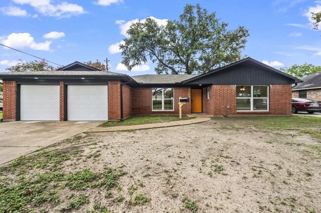 Foto del edificio - 4903 Mayflower St