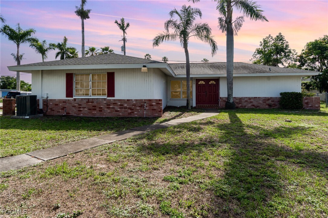 Foto principal - 3778 Hanover St
