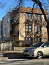 Building Photo - 7241 N Ridge Blvd