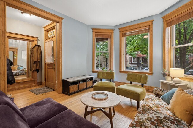 Foto del edificio - 2650 W Walton St