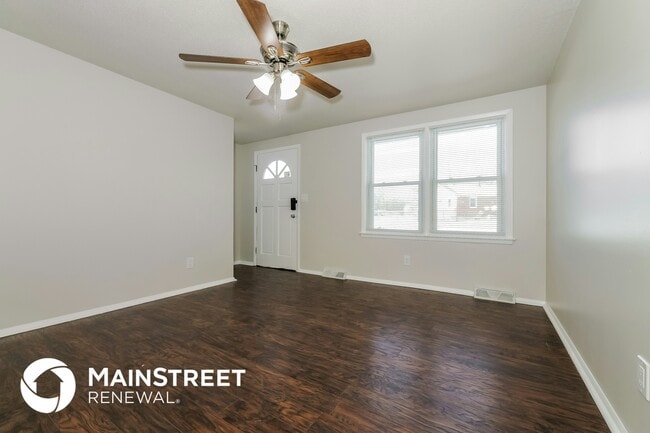 Foto del edificio - 11515 N Charlotte St