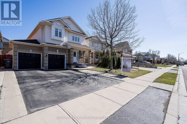 Building Photo - 3 Deforest Dr