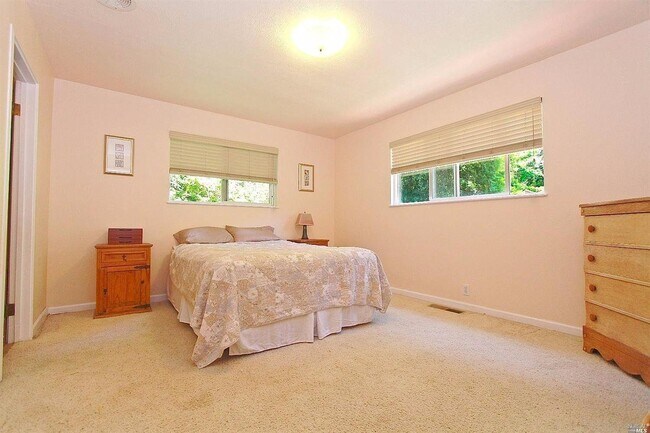 Foto del edificio - 10725 Old River Rd