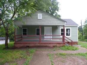 Building Photo - 5223 Loop Rd