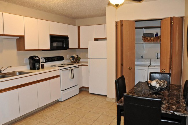 Alps Park Apartments Rapid City Sd Kitchen Dining Room Alps Park Apartments