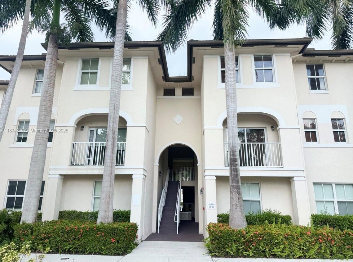 Foto principal - 11501 NW 89th St
