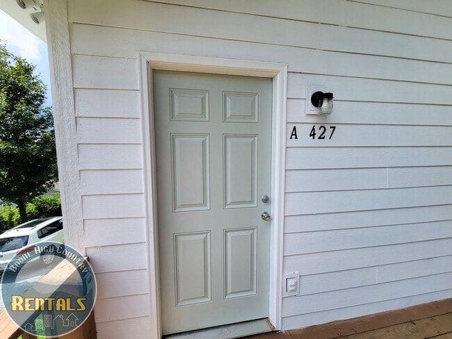 Photo - 427 Sugarloaf Rd Apartment