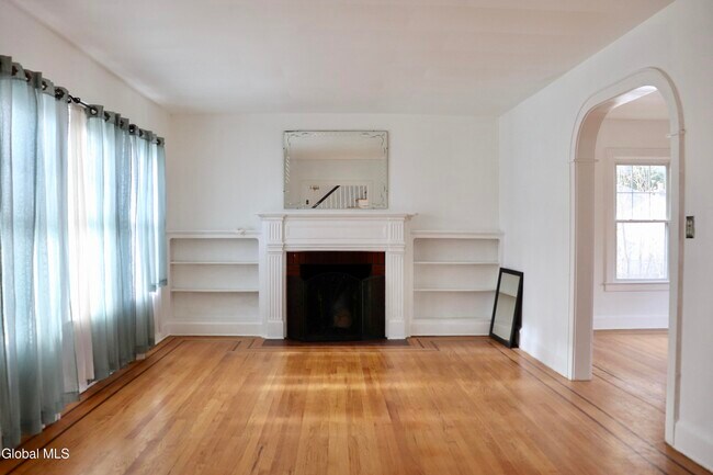 Foto del edificio - 647 New Scotland Ave