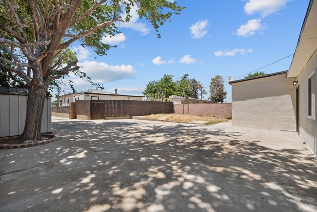 Foto del edificio - 35114 82nd St E