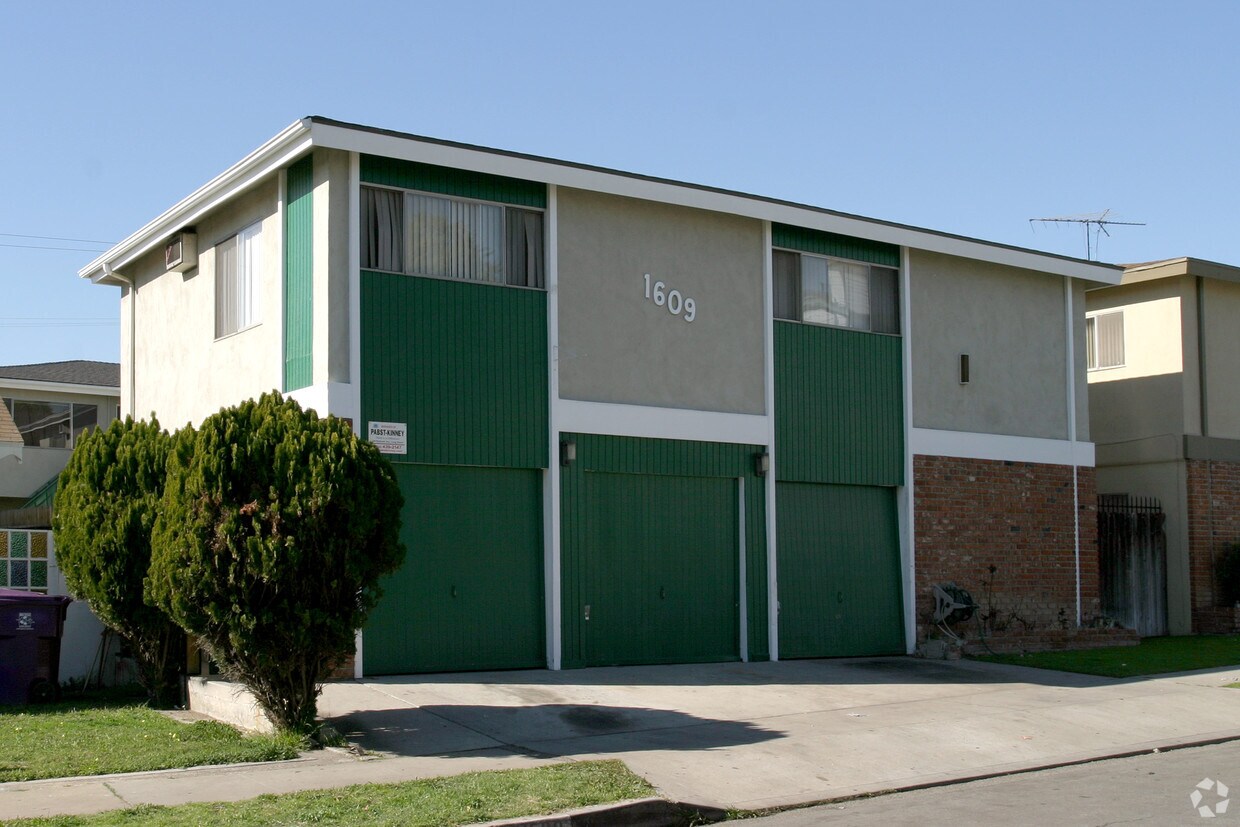 Foto principal - 1609 Freeman Ave