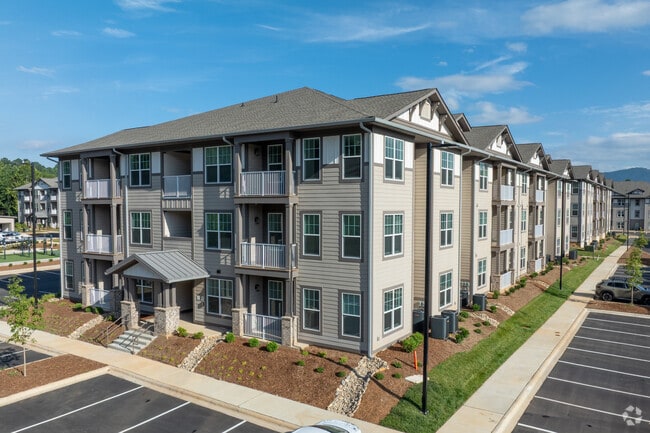 Building Photo - The Hominy