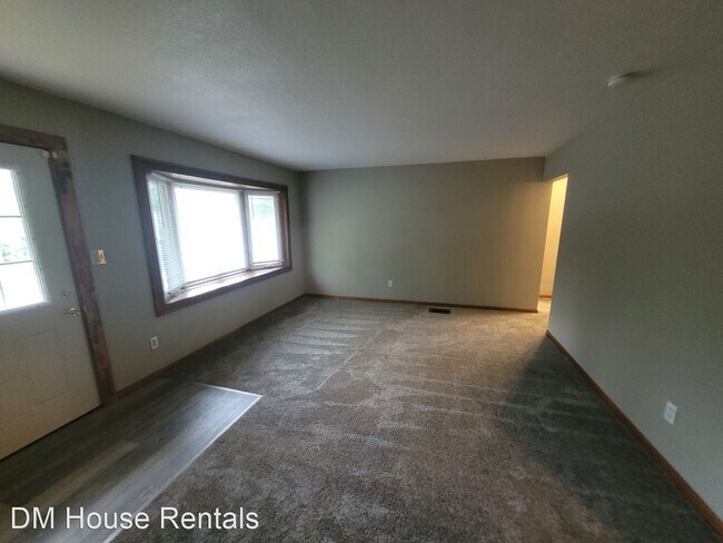 Foto del edificio - 4 br, 1 bath House - 7503 SW 17th Street