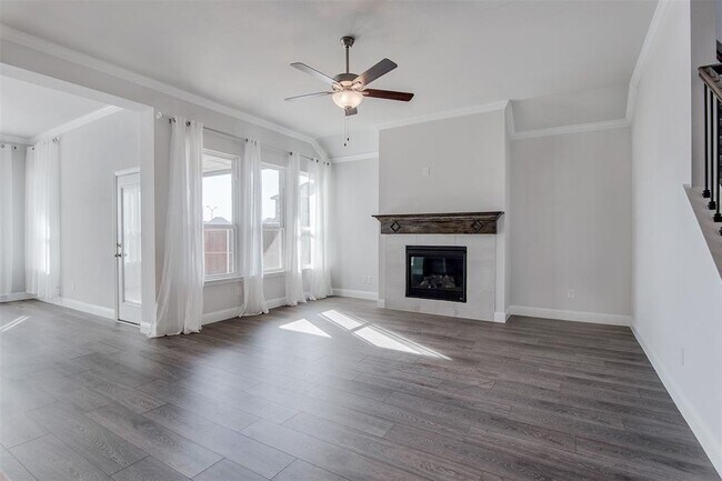 Building Photo - 1021 Catskill Ct