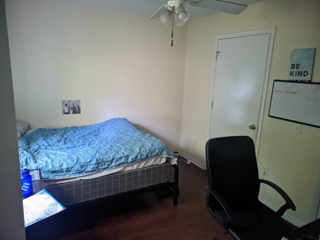 Foto del edificio - 3921 SW 34th St