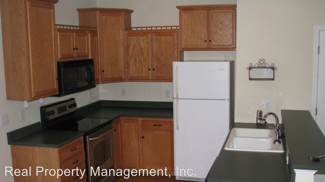 Building Photo - 3 br, 2.5 bath House - 1807 Webland Terrace