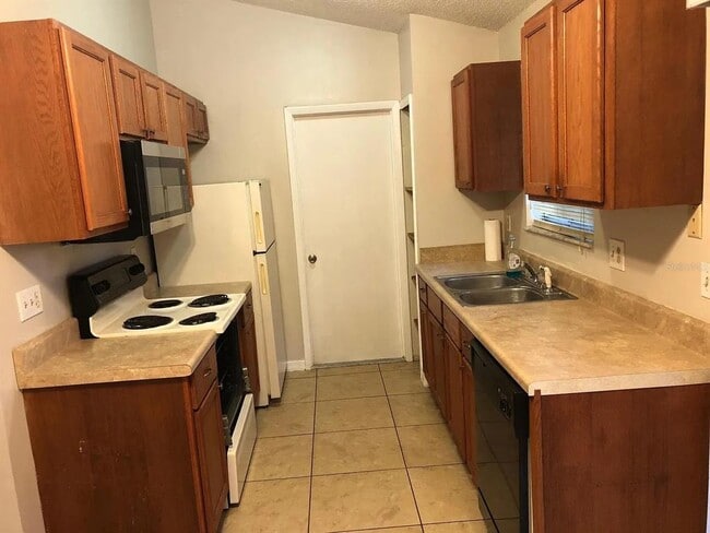 Building Photo - 2523 Alexa Ct