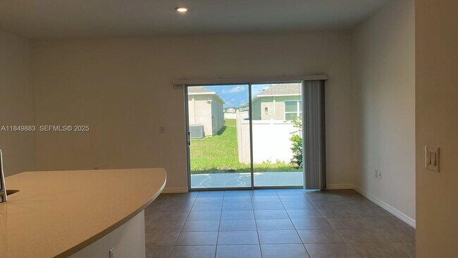 Foto del edificio - 2565 Penguin Blvd