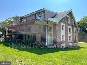 Building Photo - 1885 Habecker Rd