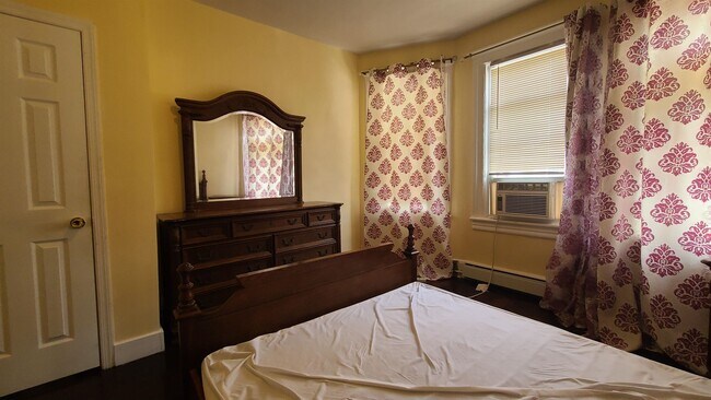 Foto del edificio - 271 Claremont Ave