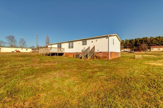 Building Photo - 112 Kimbo Dr