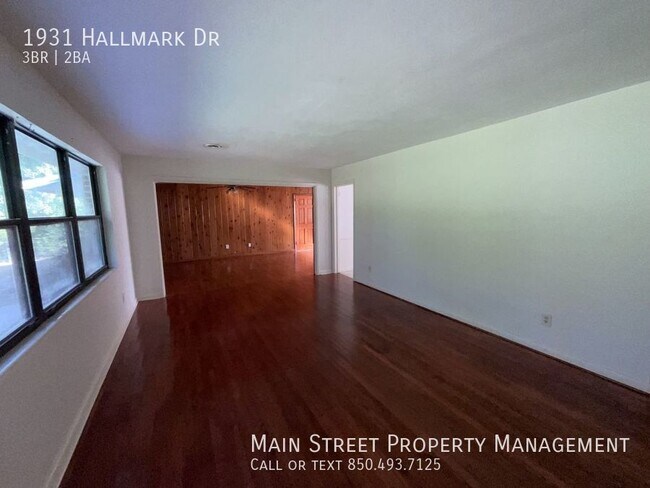 Foto del edificio - 1931 Hallmark Dr