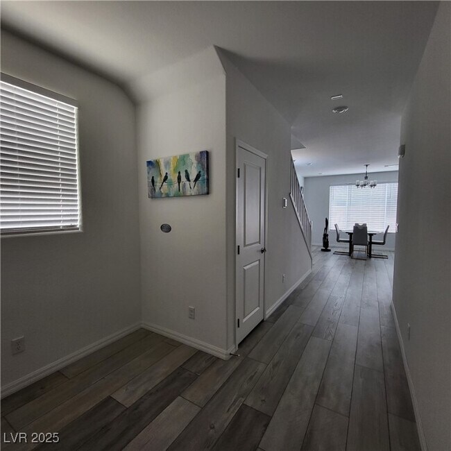 Foto del edificio - 5724 Avondale Rise Wy