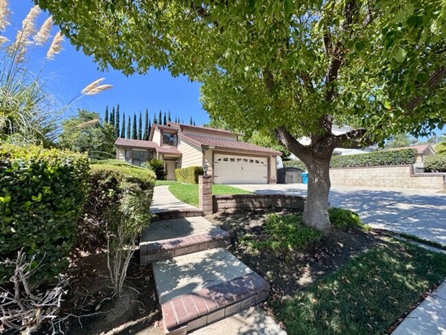 Building Photo - Spacious 4 Bedroom Home in Temecula’s Vine...