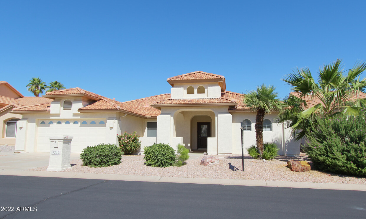 Foto principal - 9210 E Cedar Waxwing Dr
