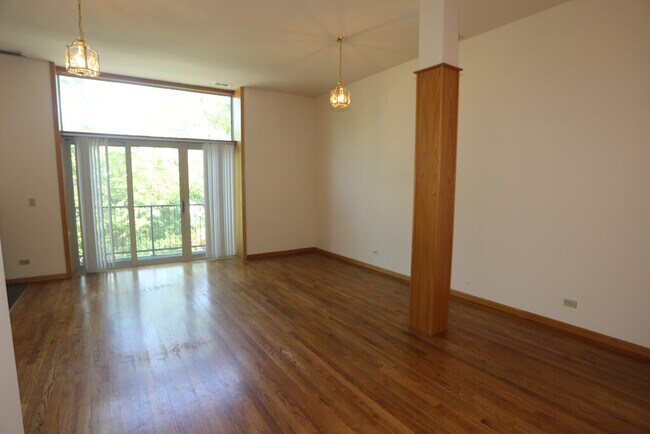 Foto del edificio - 2375 W Montana St